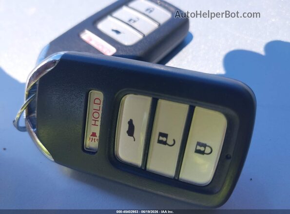 3CZRU6H54GM744006 2016 HONDA HR-V Серебряный Вид панели приборов