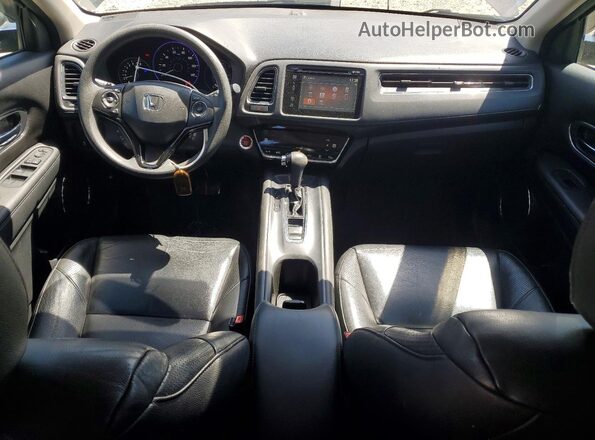 3CZRU6H5XHM710637 2017 HONDA HR-V Black Widok deski rozdzielczej