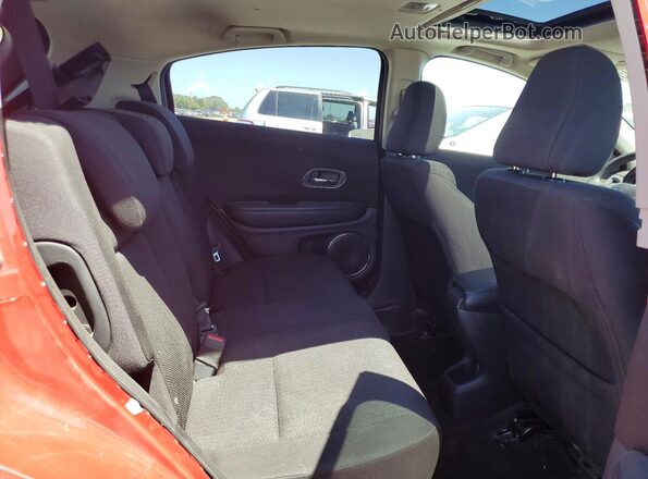 3CZRU6H5XJG705264 2018 HONDA HR-V Красный Вид задних сидений