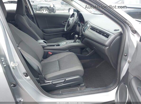 3CZRU6H5XLM727169 2020 HONDA HR-V Серебряный Вид салона спереди