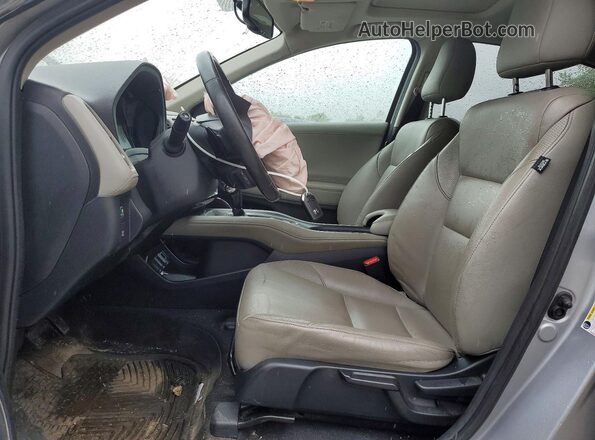 3CZRU6H72JM722286 2018 HONDA HR-V Silver Vista interior delantera