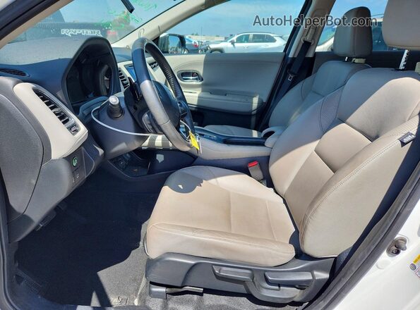 3CZRU6H73JM729165 2018 HONDA HR-V White 