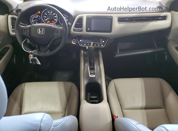 3CZRU6H76JM722260 2018 HONDA HR-V Silver 