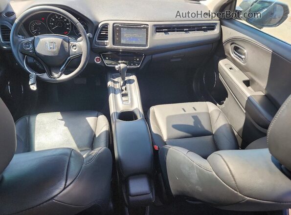 3CZRU6H76JM729757 2018 HONDA HR-V Purple 