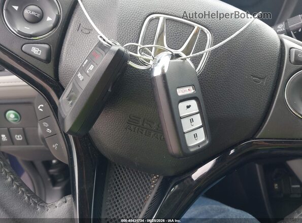 3CZRU6H78HM721962 2017 HONDA HR-V Синий Вид панели приборов