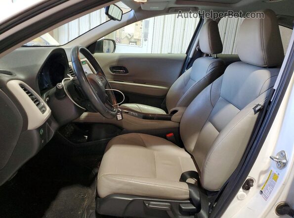 3CZRU6H78JM709395 2018 HONDA HR-V White წინა სალონის ხედი