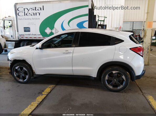 3CZRU6H78JM712863 2018 HONDA HR-V White 