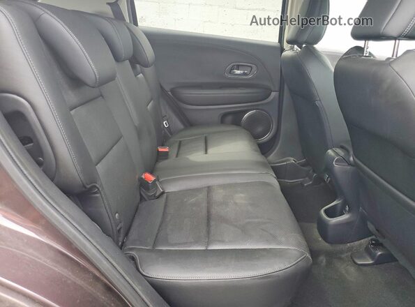 3CZRU6H79NM738975 2022 HONDA HR-V Purple Rear seats view