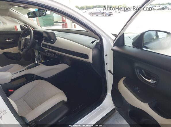 3CZRZ1H38SM726460 2025 HONDA HR-V Белый Вид салона спереди