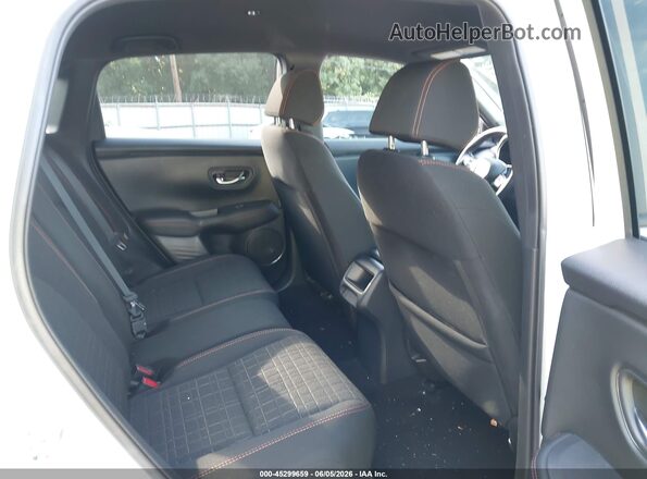 3CZRZ1H57SM710574 2025 HONDA HR-V White VIN კოდის სტიკერის ხედი
