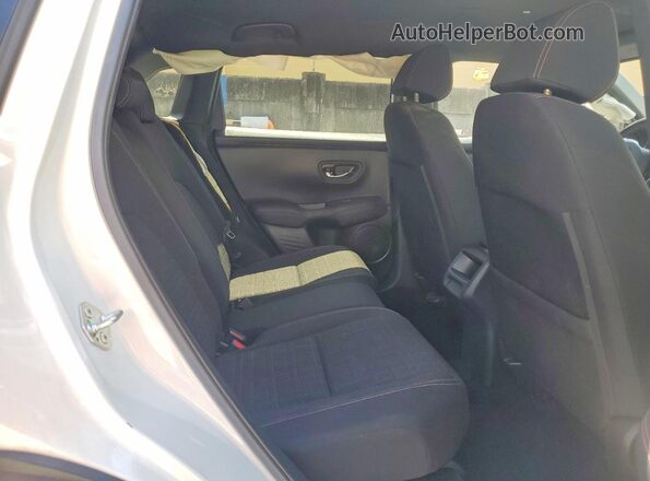 3CZRZ1H58RM708200 2024 HONDA HR-V White Vista de los asientos traseros