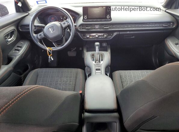 3CZRZ1H59PM720594 2023 HONDA HR-V Red Dashboard view