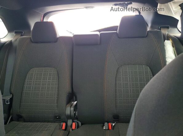 3CZRZ1H59PM720594 2023 HONDA HR-V Red Rear seats view