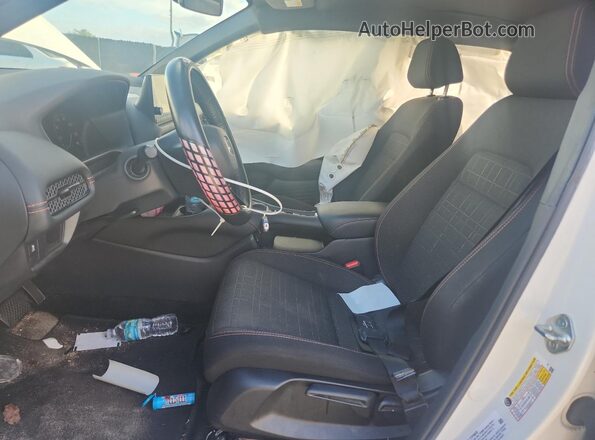3CZRZ1H59RM715754 2024 HONDA HR-V White Вид салону спереду