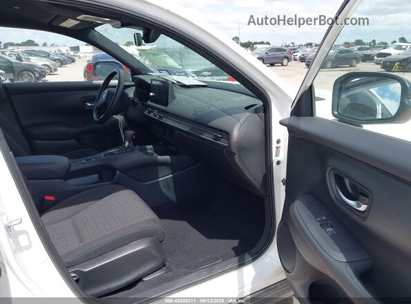 3CZRZ1H59TM728592 2026 HONDA HR-V White Вид салону спереду