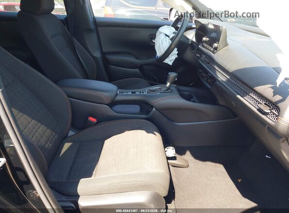 3CZRZ2H50RM729144 2024 HONDA HR-V Черный Вид салона спереди
