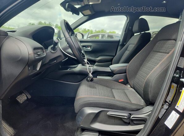 3CZRZ2H52SM768937 2025 HONDA HR-V Черный Вид салона спереди