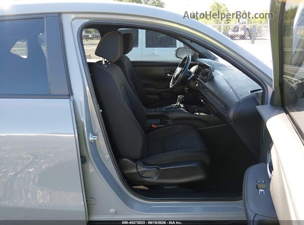 3CZRZ2H54PM705474 2023 HONDA HR-V Серый Вид салона спереди