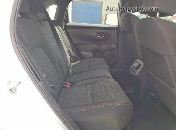3CZRZ2H56RM700702 2024 HONDA HR-V White 