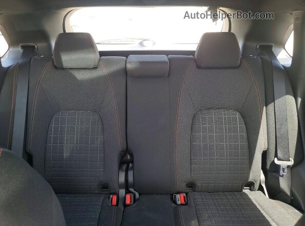 3CZRZ2H56SM702987 2025 HONDA HR-V Red Вид задніх сидінь