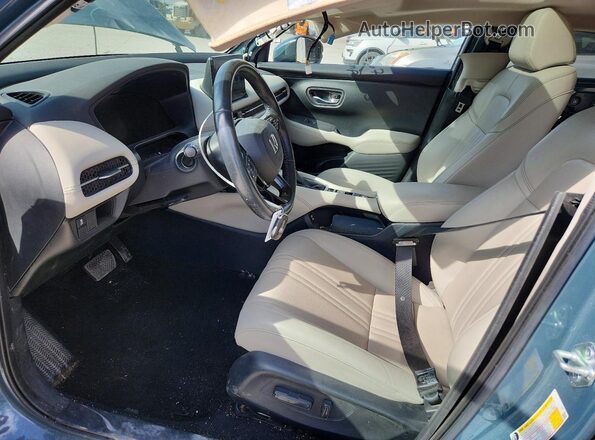 3CZRZ2H71RM785871 2024 HONDA HR-V Green Front interior view