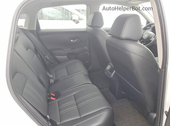 3CZRZ2H72SM710750 2025 HONDA HR-V White Rear seats view