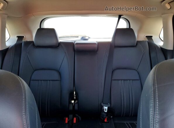 3CZRZ2H74PM710451 2023 HONDA HR-V Red Rear seats view
