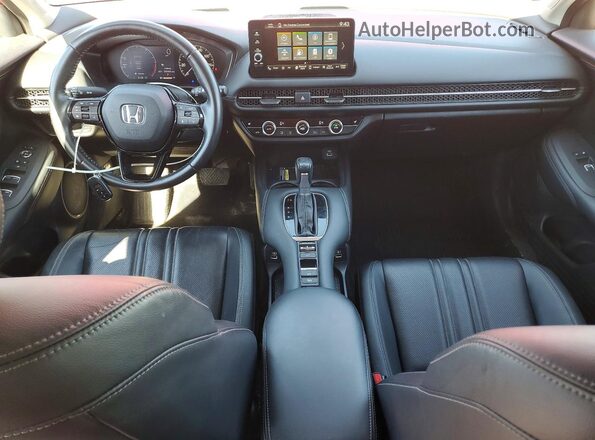 3CZRZ2H74PM710451 2023 HONDA HR-V Red Dashboard view