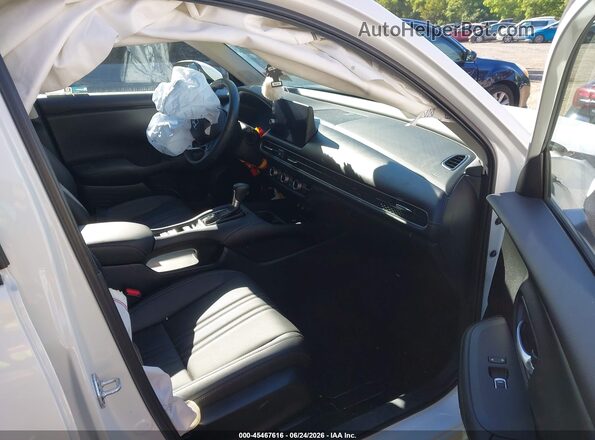 3CZRZ2H74TM736560 2026 HONDA HR-V White Front interior view