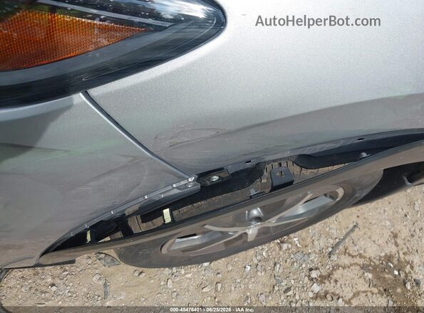 3CZRZ2H76PM730538 2023 HONDA HR-V Silver ხელსაწყოთა პანელის ხედი
