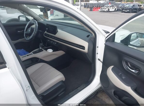 3CZRZ2H76SM794975 2025 HONDA HR-V White Front interior view