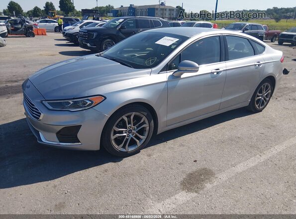 3FA6P0CD2LR206404 2020 FORD FUSION Серебряный Передняя левая четверть
