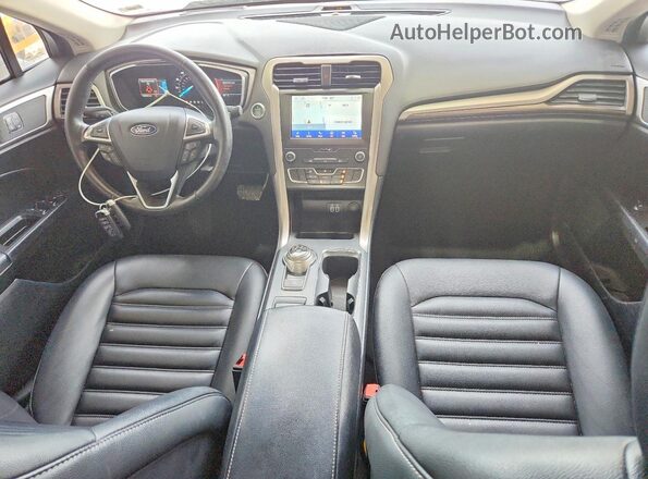 3FA6P0CD5LR171566 2020 FORD FUSION White Dashboard view