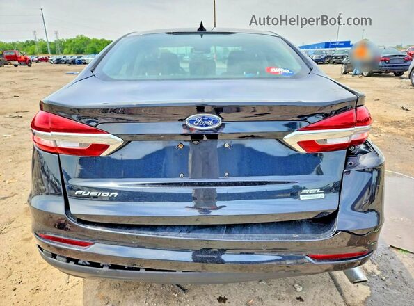 3FA6P0CD9LR258421 2020 FORD FUSION Black Widok z tyłu