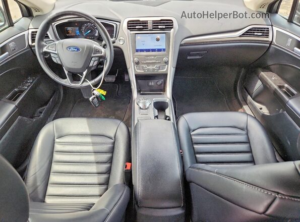 3FA6P0CD9LR258421 2020 FORD FUSION Black Widok deski rozdzielczej