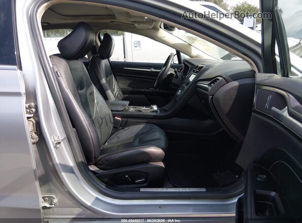 3FA6P0D90LR192884 2020 FORD FUSION Gray Vista interior delantera