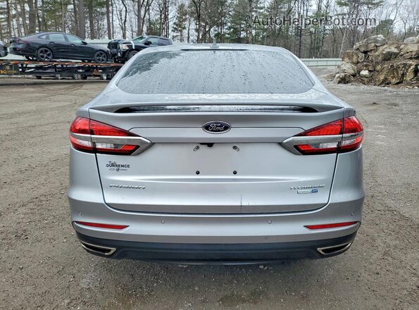 3FA6P0D91LR174796 2020 FORD FUSION Silver Widok z tyłu