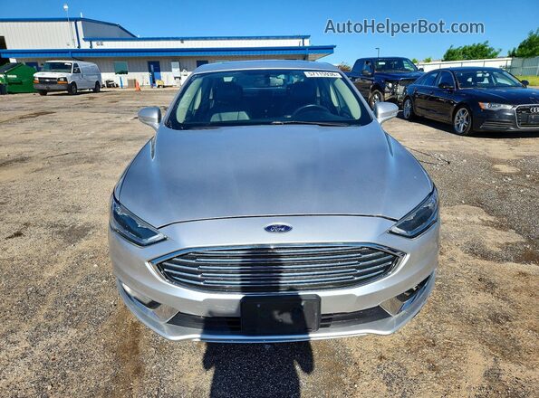 3FA6P0D93JR206161 2018 FORD FUSION Silver Front view