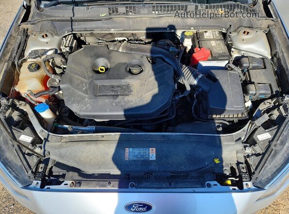 3FA6P0D93JR206161 2018 FORD FUSION Silver Rear interior view
