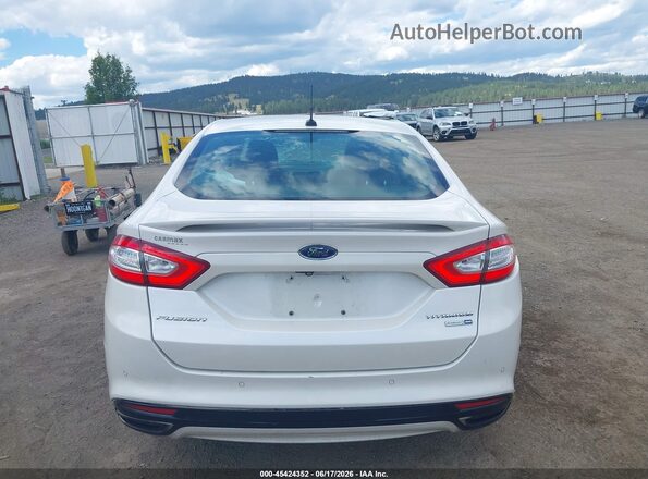 3FA6P0D94GR166651 2016 FORD FUSION Белый 