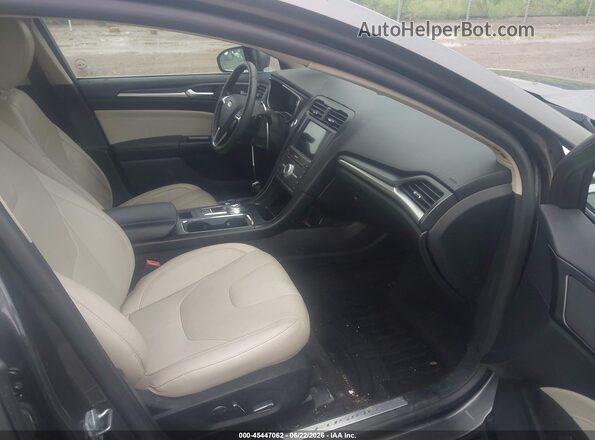 3FA6P0D98JR151271 2018 FORD FUSION Gray წინა სალონის ხედი