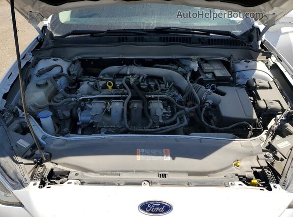 3FA6P0D98LR206675 2020 FORD FUSION White Widok wnętrza z tyłu