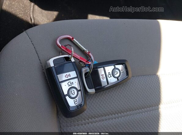 3FA6P0G70LR263091 2020 FORD FUSION Серый Вид панели приборов
