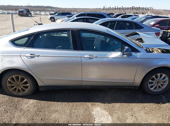 3FA6P0G71GR283713 2016 FORD FUSION Silver Widok wnętrza z tyłu