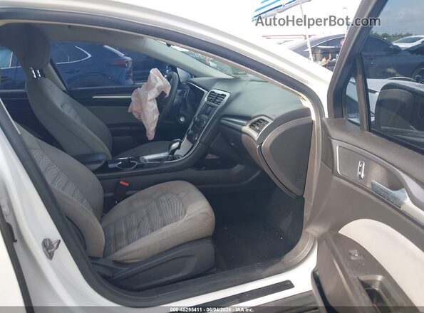 3FA6P0G73GR155151 2016 FORD FUSION Белый 