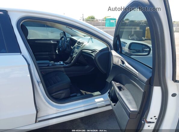 3FA6P0G73HR201434 2017 FORD FUSION White Vista interior delantera