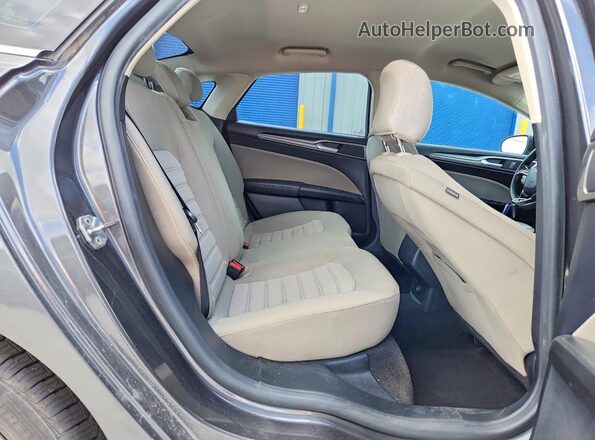 3FA6P0G75LR111047 2020 FORD FUSION Gray Вид задніх сидінь