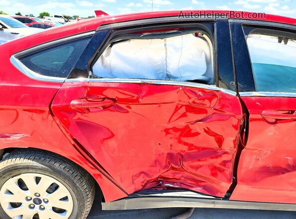 3FA6P0G76LR187649 2020 FORD FUSION Red Widok tylnych siedzeń