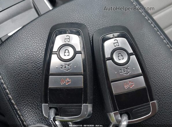3FA6P0G76LR201422 2020 FORD FUSION Gray Dashboard view