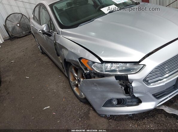 3FA6P0G77GR338567 2016 FORD FUSION Серебряный Вид спереди